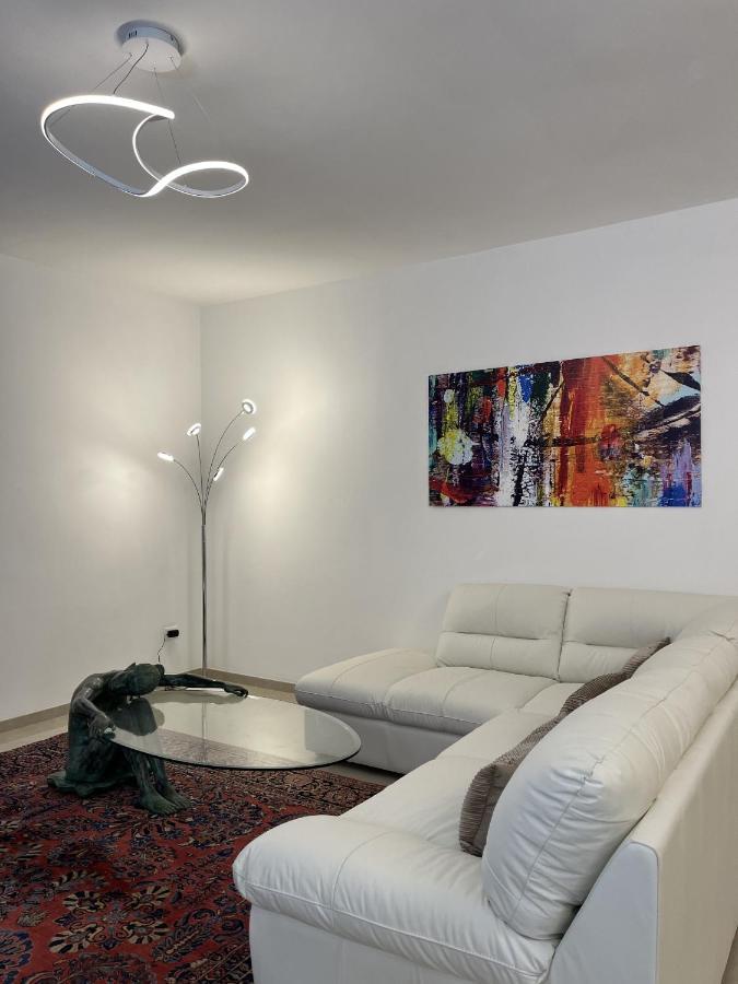 Residence Belvedere Trieste Bagian luar foto