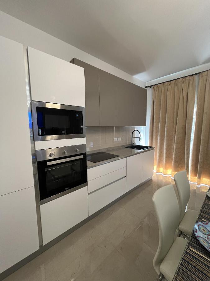 Residence Belvedere Trieste Bagian luar foto